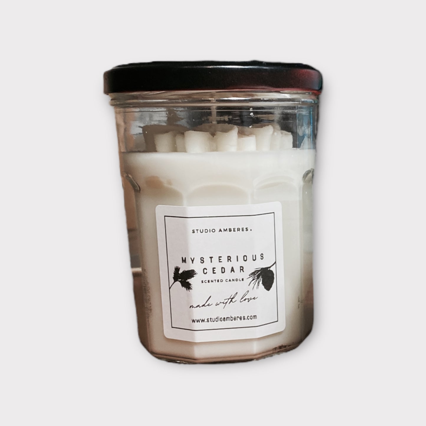 Mysterious Cedar - Scented Candle